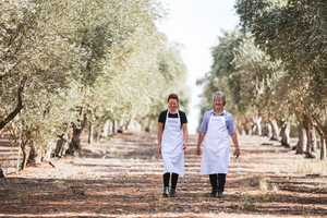 Robinvale Estate Our Story, Founder Kim Natale taking a walk through the family grove with her mother Glenda